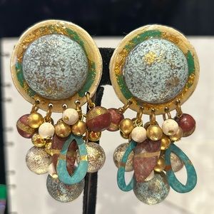 Vintage ‘80s IKARAMI Neutral Cream Turquoise Patina Earrings-Boutique